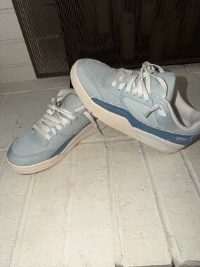 Jordan Low-Top Sneakers in Pale Blue and White